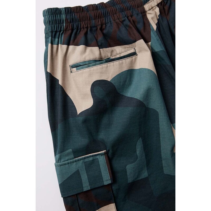 Bavlněné šortky by Parra Distorted Camo Shorts zelená barva, vzorované, 51242