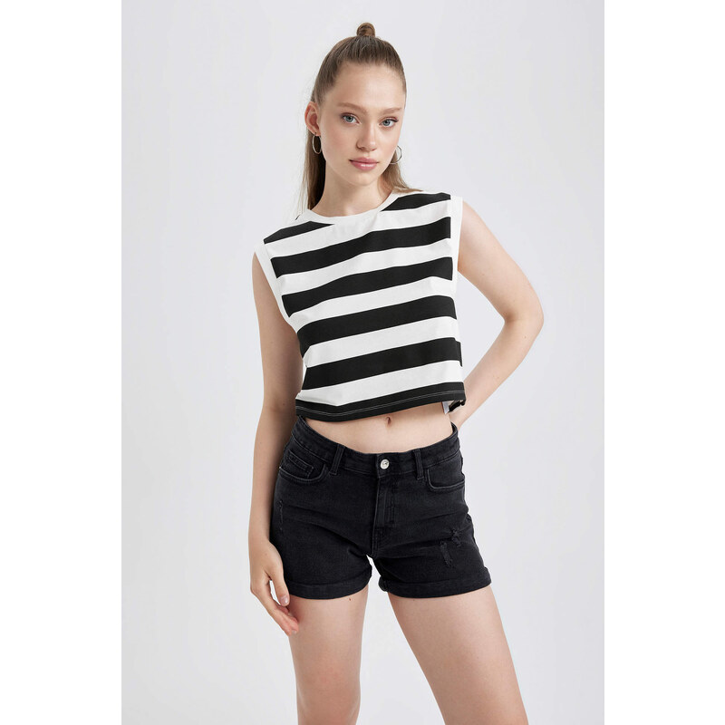 DEFACTO Fitted Patterned Cotton Crop Top