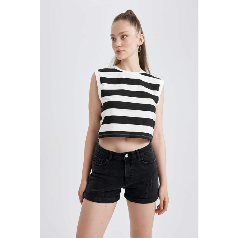 DEFACTO Fitted Patterned Cotton Crop Top