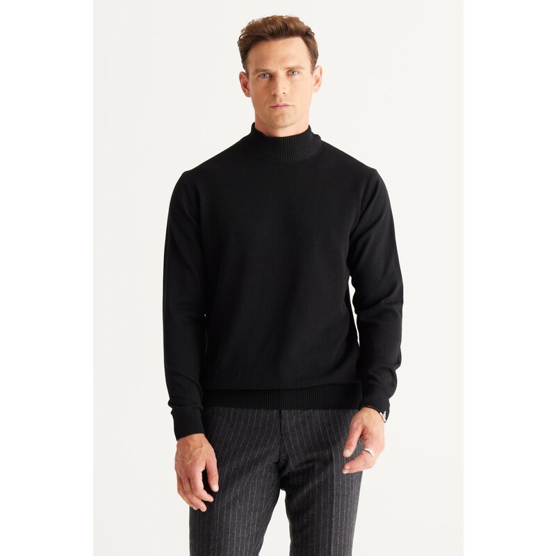 ALTINYILDIZ CLASSICS Men's Black Standard Fit Normal Cut Half Turtleneck Cotton Knitwear Sweater.