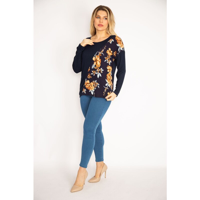 Şans Women's Plus Size Navy Blue Flower Patterned Crewneck Tunic