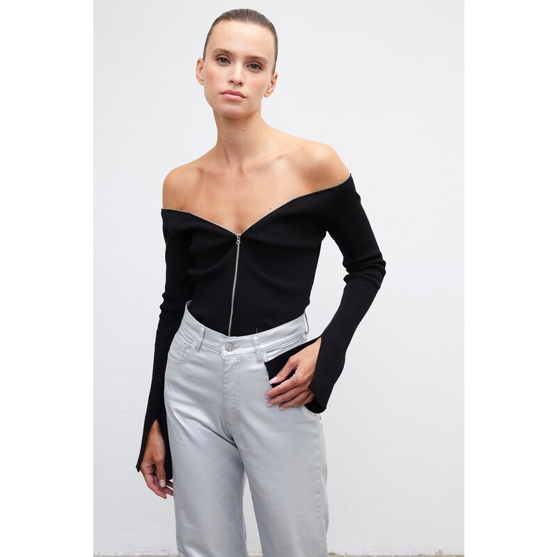 VATKALI Off-The-Shoulder knit top