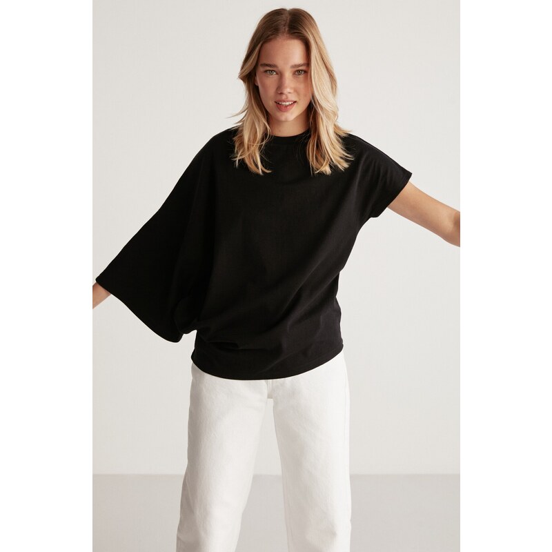 GRIMELANGE Katie Asymmetric Relaxed Black T-shirt