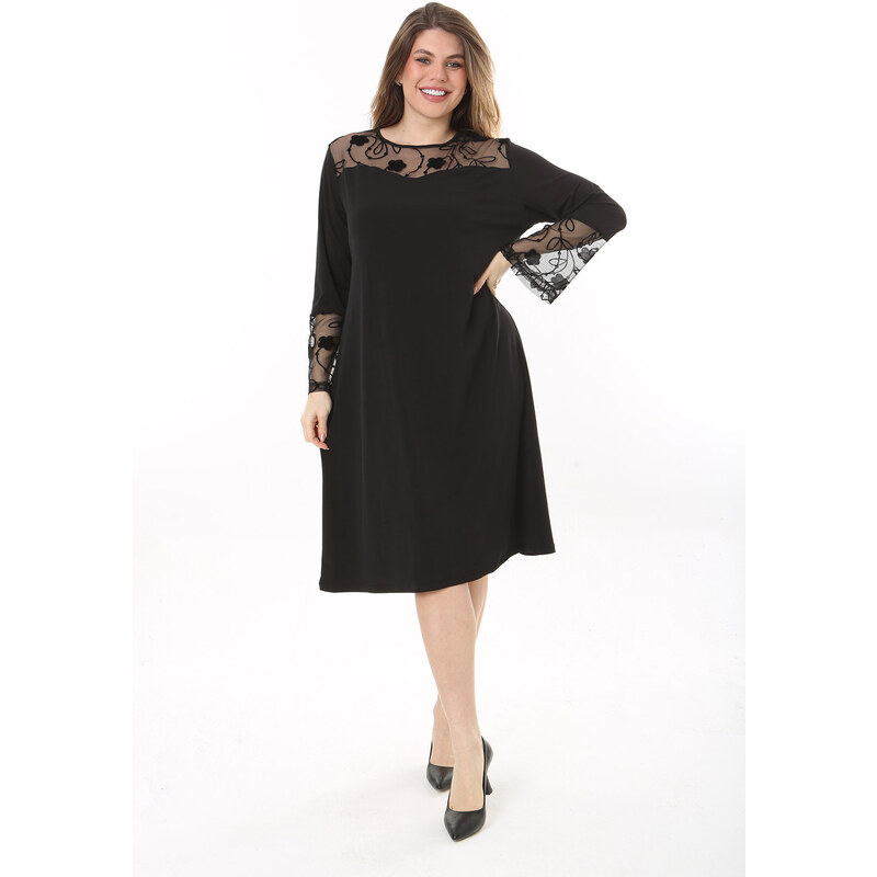 Şans Women's Plus Size Black Lace Detailed Dress