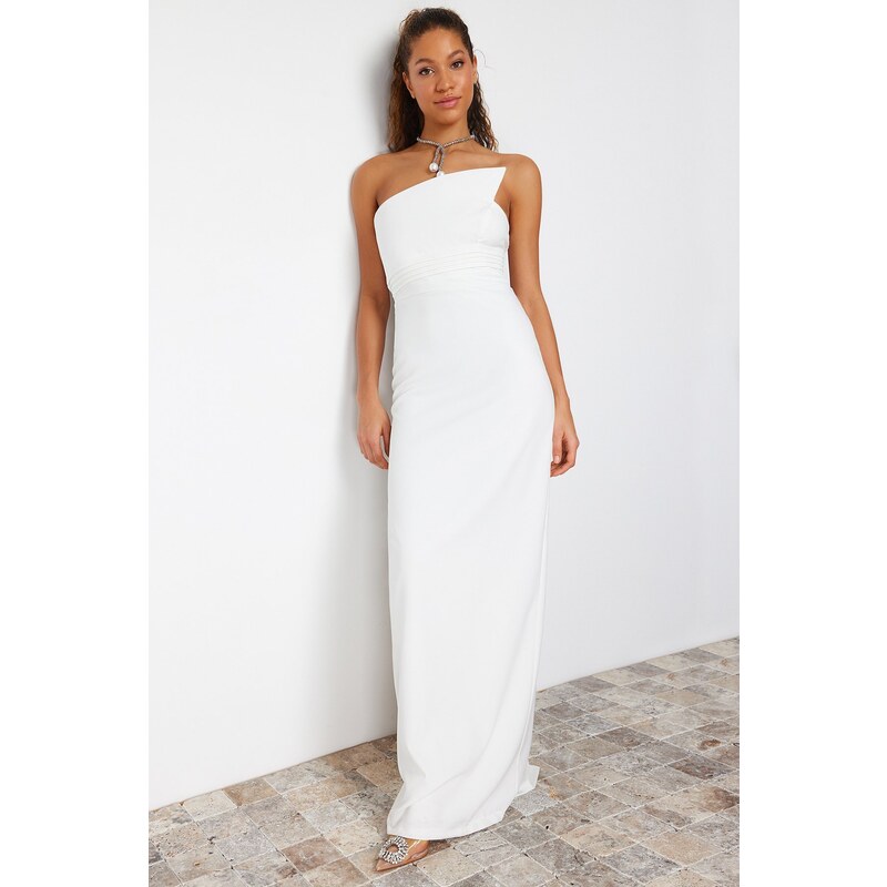 Trendyol White Straight Fitted Woven Evening Dress & Homecoming Dress