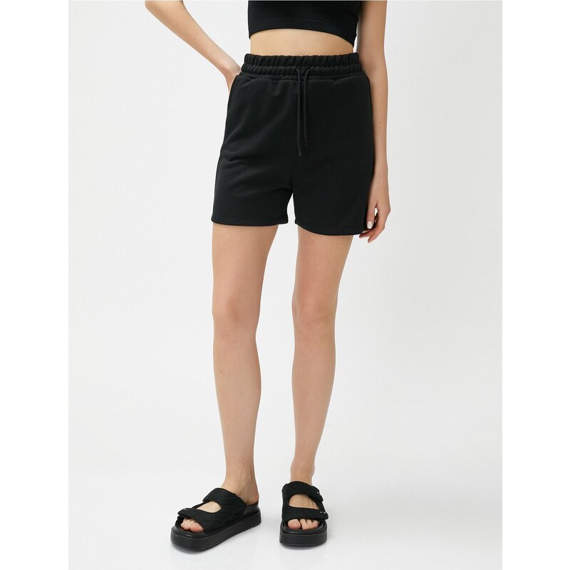 Koton Shorts With Tie Waist Pocket Detailed Relaxed Cut.