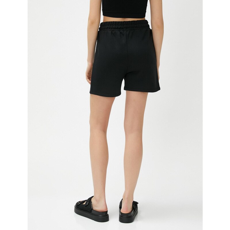 Koton Shorts With Tie Waist Pocket Detailed Relaxed Cut.