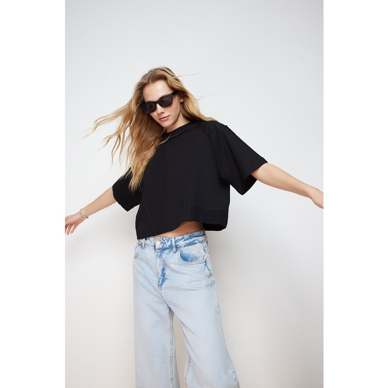 Trendyol Black 100% Cotton Cut Detailed Relaxed Crop Knitted T-Shirt