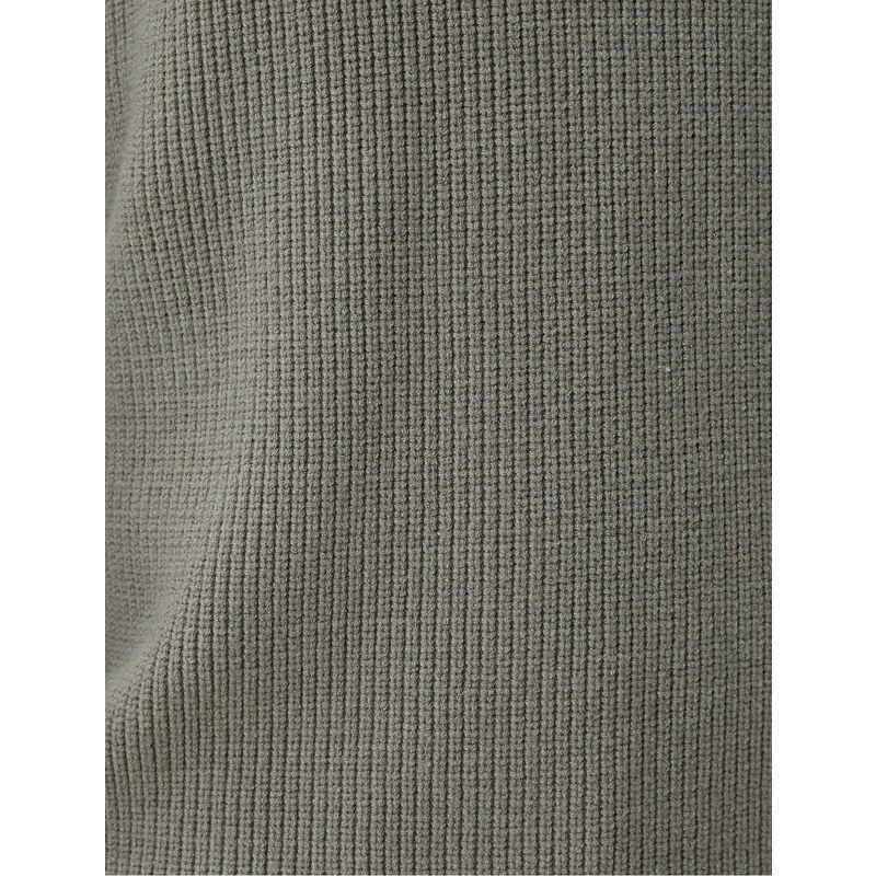 Koton Basic Knitwear Sweater Fabric Detailed Crew Neck