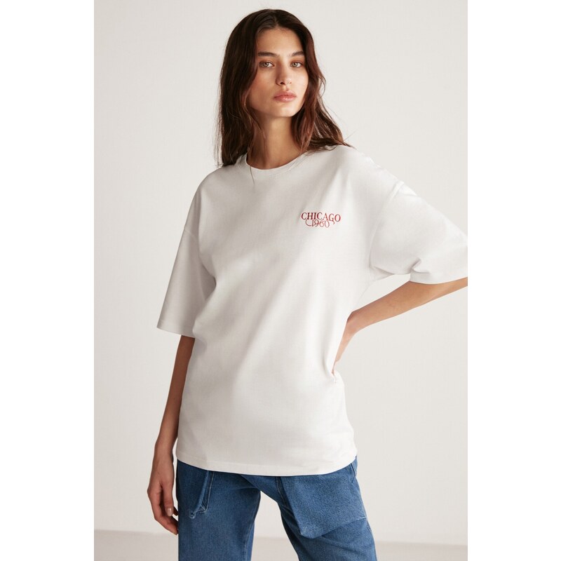 GRIMELANGE Janna Women's Crew Neck Oversize Fit 100% Cotton Printed White / Red T-shirt