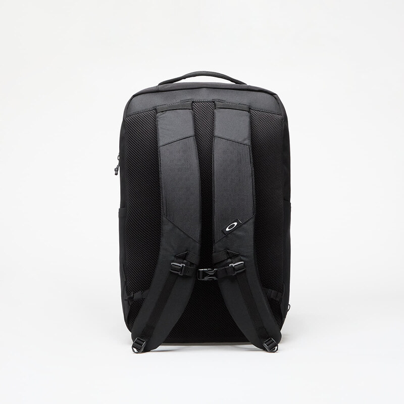 Batoh Oakley Essential Backpack Blackout, Universal