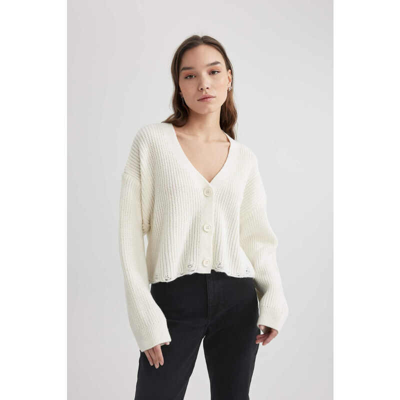 DEFACTO Regular Fit V-Neck Cardigan