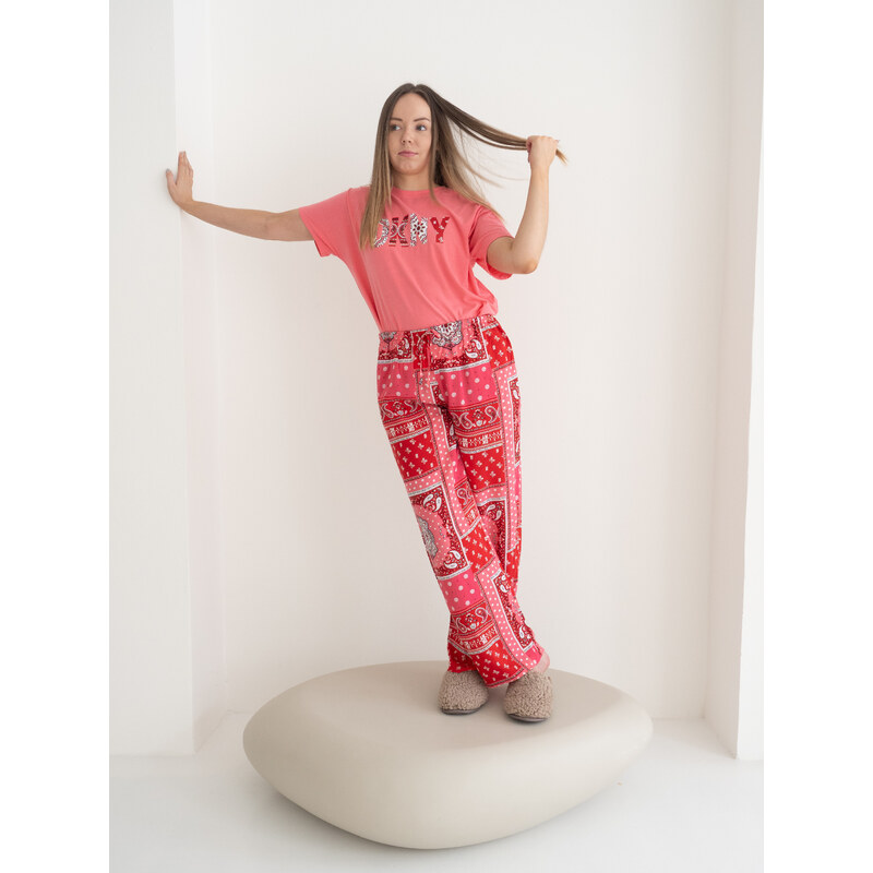 DKNY dámské pyžamo se vzorem - červeno-růžová
