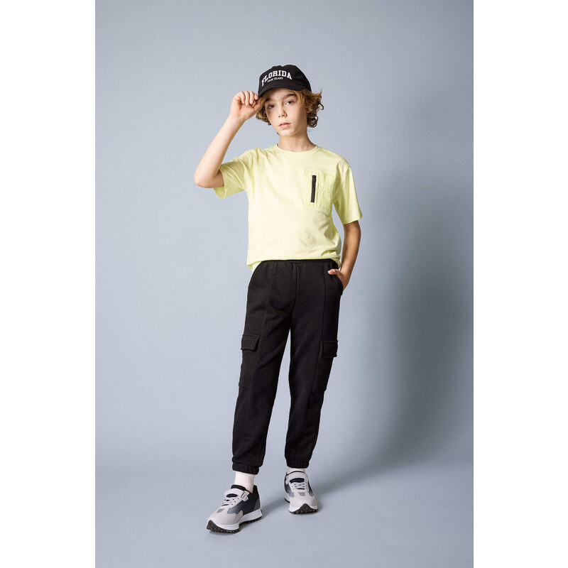 DEFACTO Boy Crew Neck Short Sleeve T-Shirt