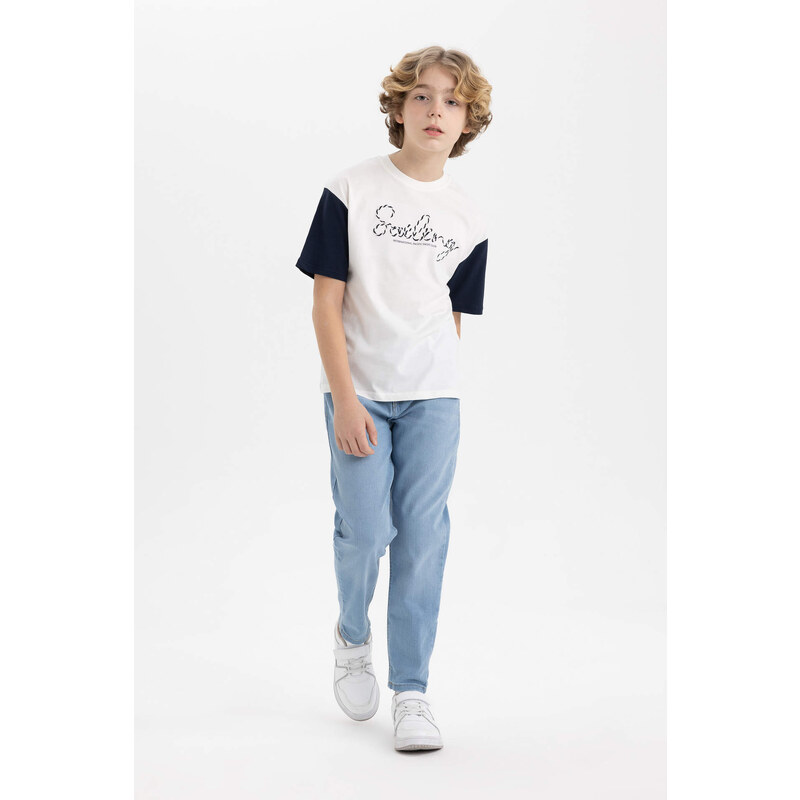 DEFACTO Oversize Fit Embroidered Short Sleeve T-Shirt