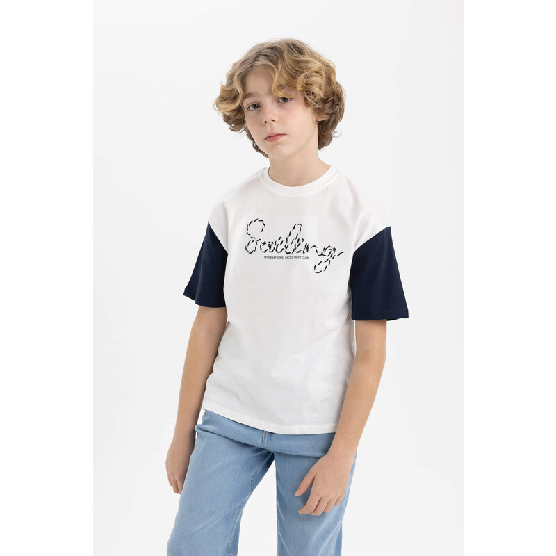 DEFACTO Oversize Fit Embroidered Short Sleeve T-Shirt