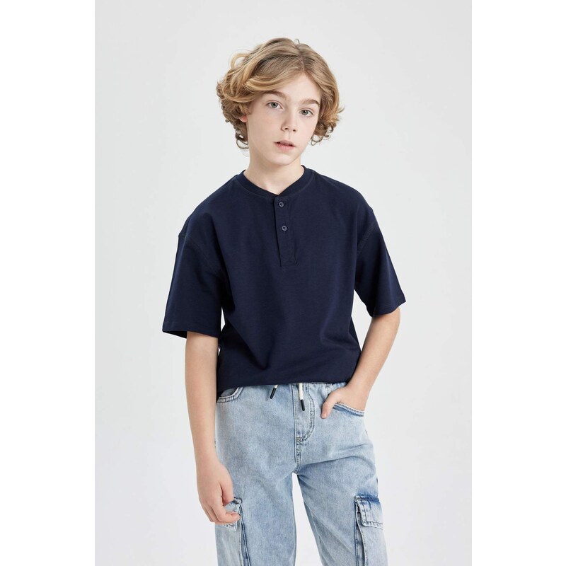 DEFACTO Boy Oversize Fit Collar Short Sleeve T-Shirt