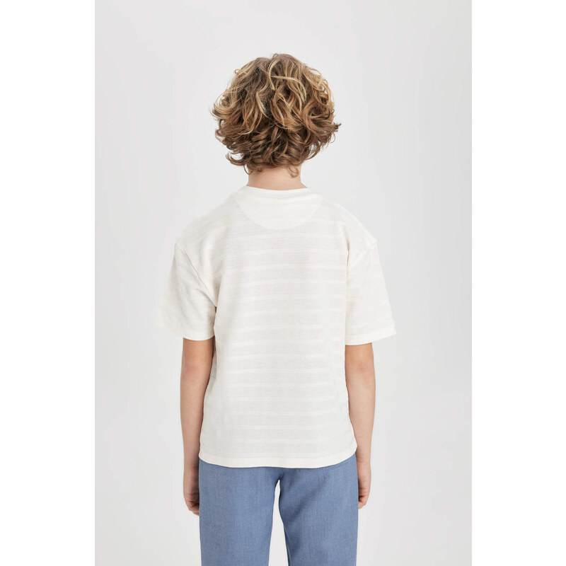 DEFACTO Boy Oversize Fit Collar Short Sleeve T-Shirt