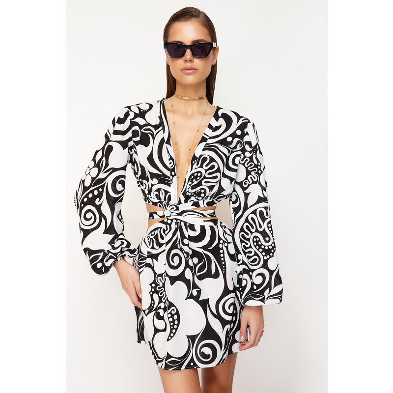 Trendyol Floral Patterned Mini Woven Cut Out/Window Beach Dress 115740445