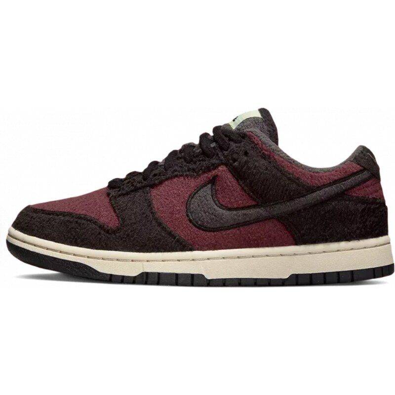 Nike Dunk Low SE Fleece Pack Burgundy Crush (Women's)