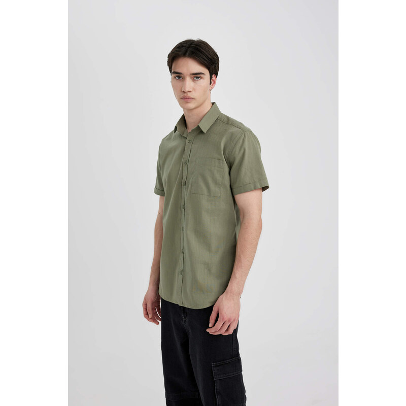 DEFACTO Slim Fit Polo Collar Short Sleeve Shirt