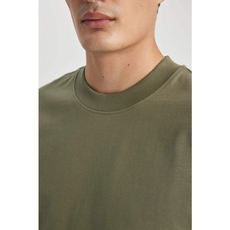 DEFACTO Oversize Fit Crew Neck T-Shirt