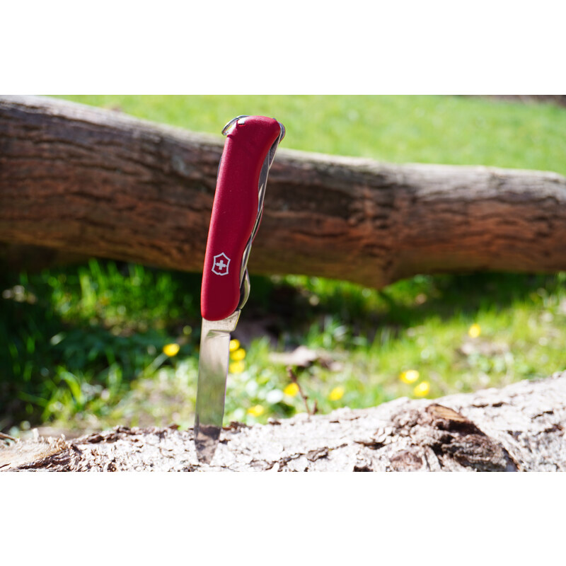 VICTORINOX Kapesní nůž Forester červený