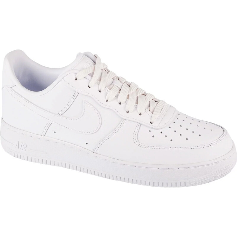 Bílé volnočasové tenisky Nike Air Force 1 07 Fresh DM0211-100