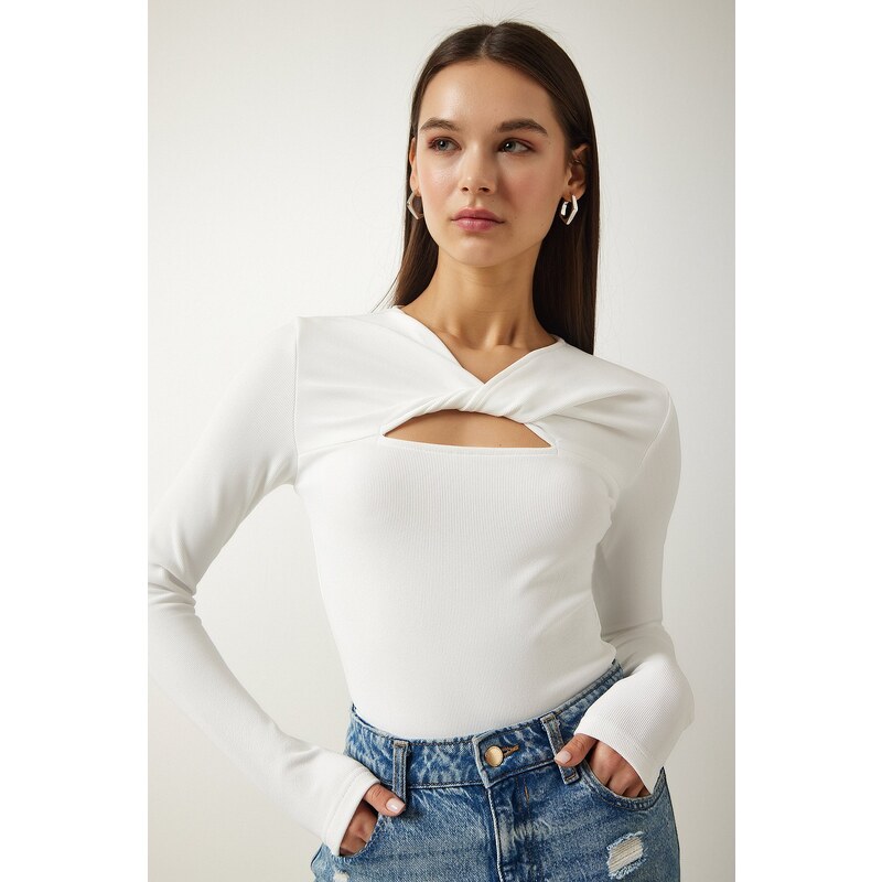 Happiness İstanbul Women's White Cut Out Detailed Ribbed Knitted Blouse