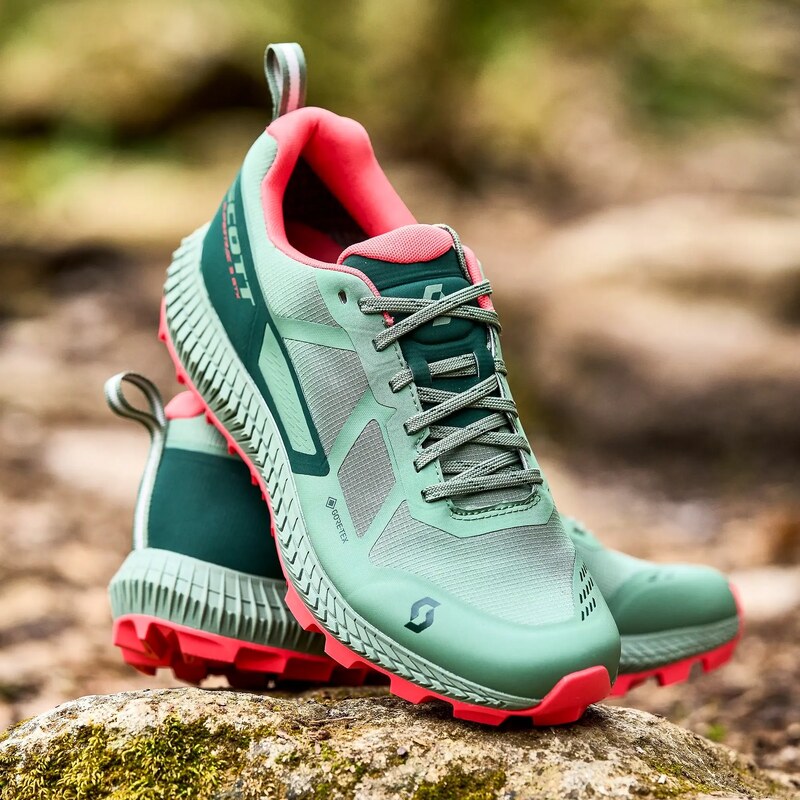 Dámské běžecké boty Scott Supertrac 3 GTX Frost Green/Coral Pink