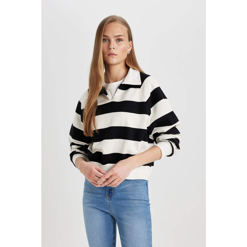 DEFACTO Crop Long Sleeve Sweatshirt