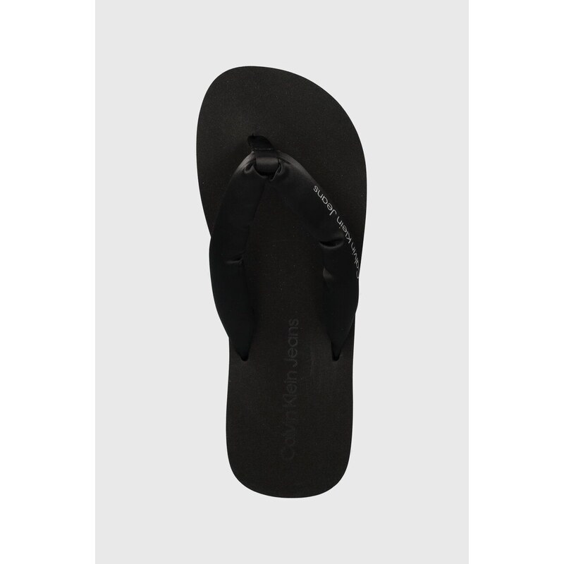 Žabky Calvin Klein Jeans BEACH SANDAL FLATFORM PADDED NY dámské, černá barva, na plochém podpatku, YW0YW01400