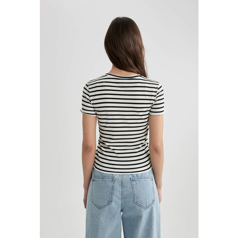 DEFACTO Fitted Crew Neck Striped T-Shirt