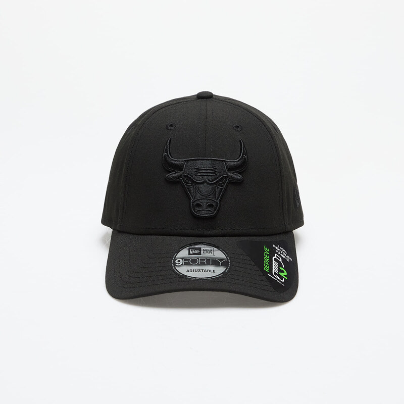 Kšiltovka New Era Chicago Bulls 9Forty Strapback Black/ Black