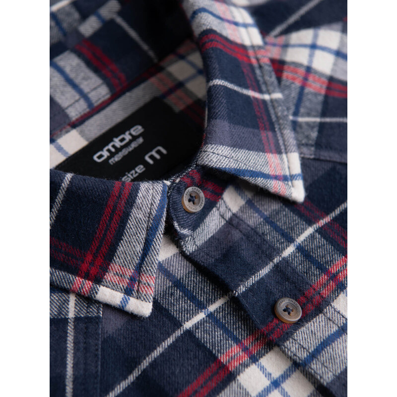 Ombre Men's checkered flannel shirt with pockets - navy blue and red