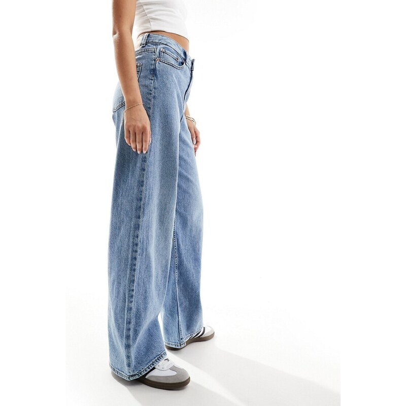 JJXX Tokyo wide fit jeans in light blue wash