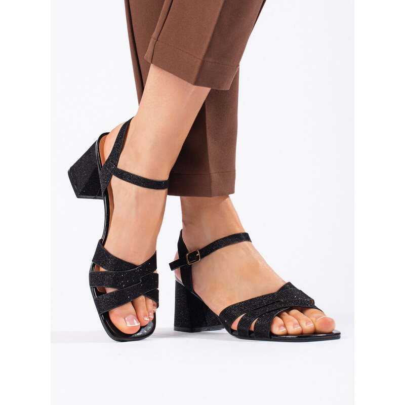 Exkluzívní černé sandály dámské na širokém podpatku