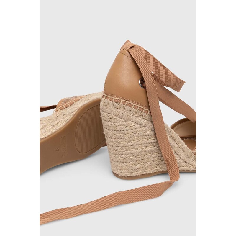 Espadrilky Guess DIANDRA dámské, hnědá barva, na klínku, FLGDIR FAL04