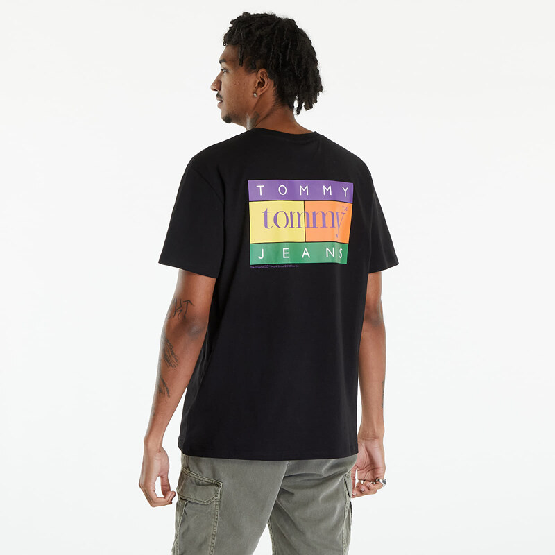 Tommy Hilfiger Pánské tričko Tommy Jeans Oversized Serif Flag Back Logo T-Shirt Black