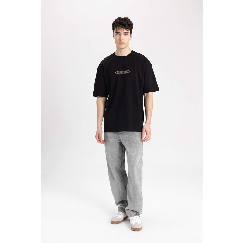 DEFACTO Oversize Fit Crew Neck T-Shirt