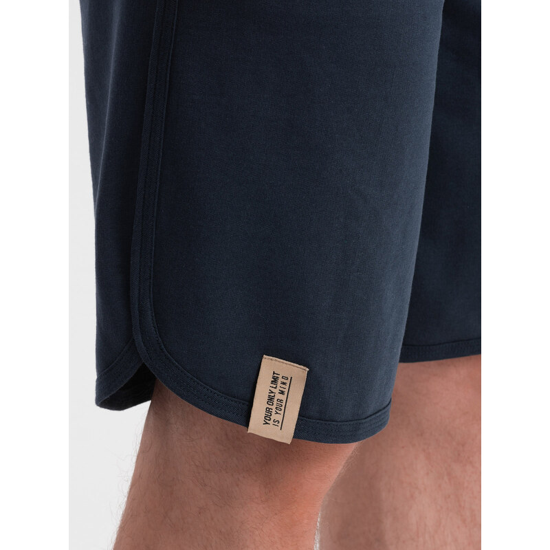 Ombre Clothing Pánské teplákové kraťasy se zakulacenými nohavicemi - tmavě modré V7 OM-SRSK-0105