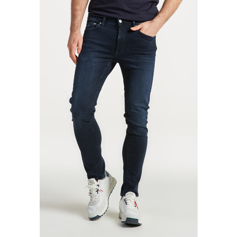 DŽÍNY GANT EXTRA SLIM ACTIVE RECOVER JEANS černá 33/30