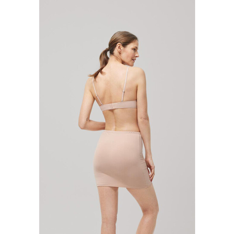 model 20124756 - Ysabel Mora