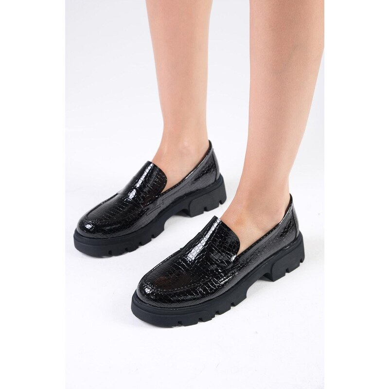 Mio Gusto Andrea Black Color Thick Soled Womens Loafer Shoes