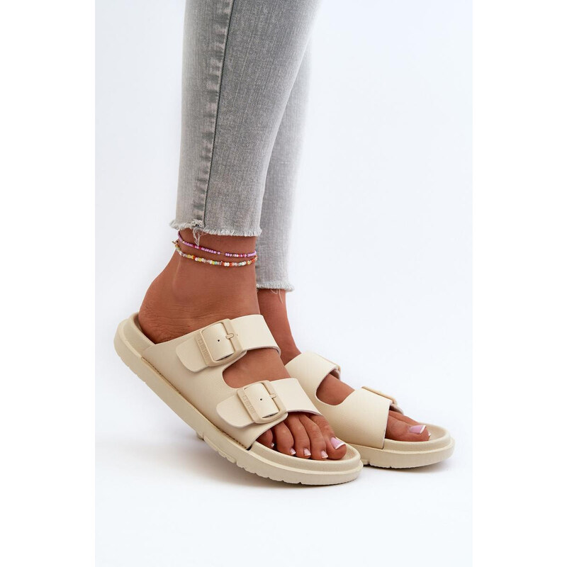 Pantofle model 197418 Step in style