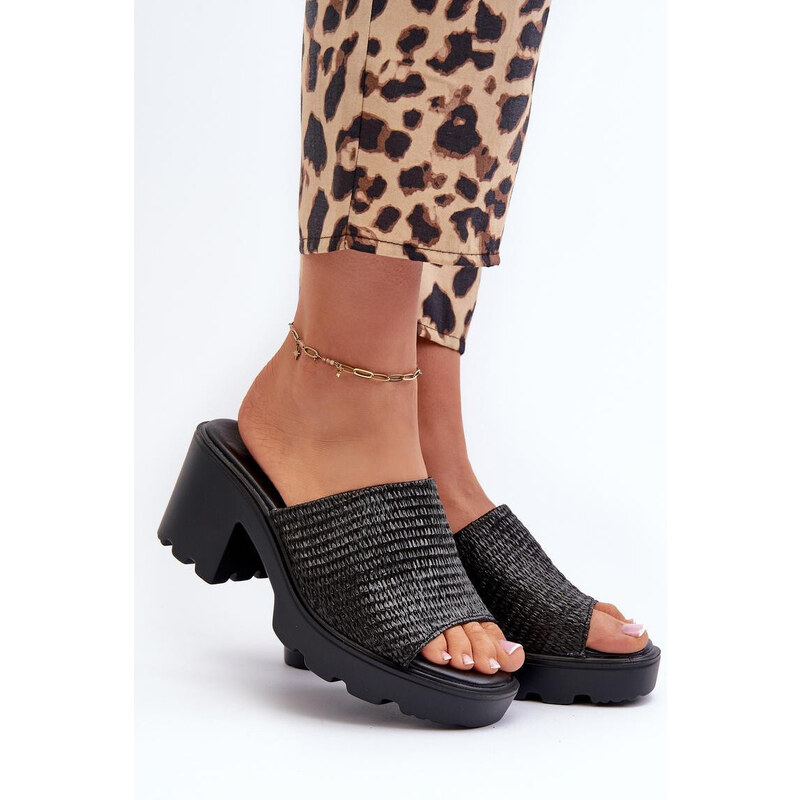 Pantofle model 197723 Step in style
