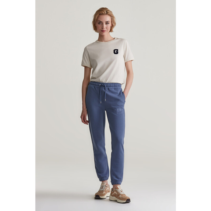 TEPLÁKY GANT REG TONAL SHIELD SWEATPANTS DUSTY NAVY 96191917