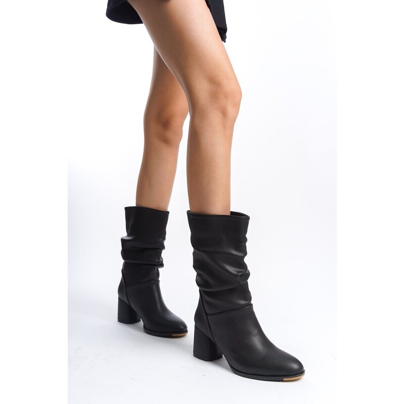 Capone Outfitters Womens Round Toe Boots 88127402