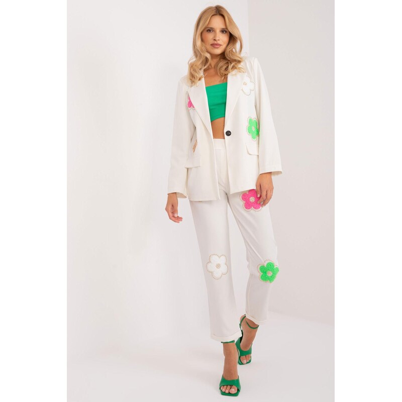 MladaModa Elegantní květinový komplet saka a kalhot model 80630