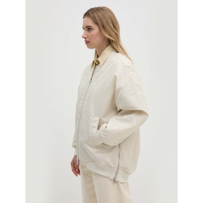 Calvin Klein dámský béžový bomber